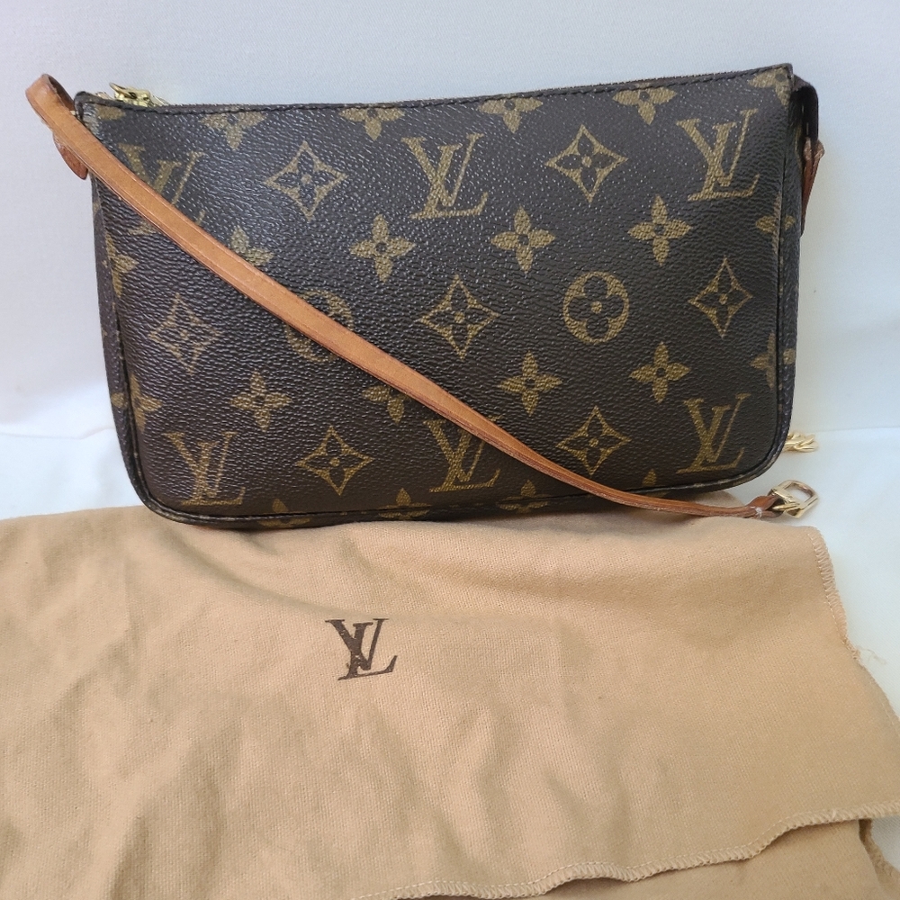 louis vuitton pochette accessoires